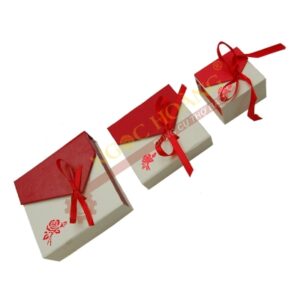 Hộp nơ đỏ của phanmemvangta