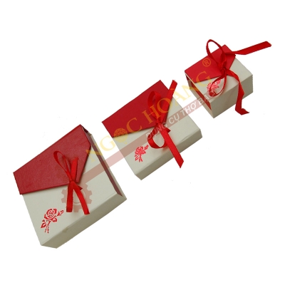 Hộp nơ đỏ của phanmemvangta